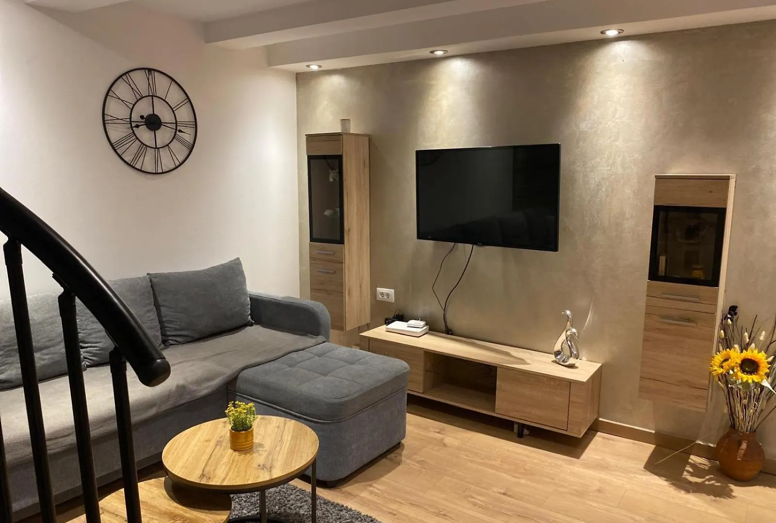 M&K Apartman Ровинь Апартаменты